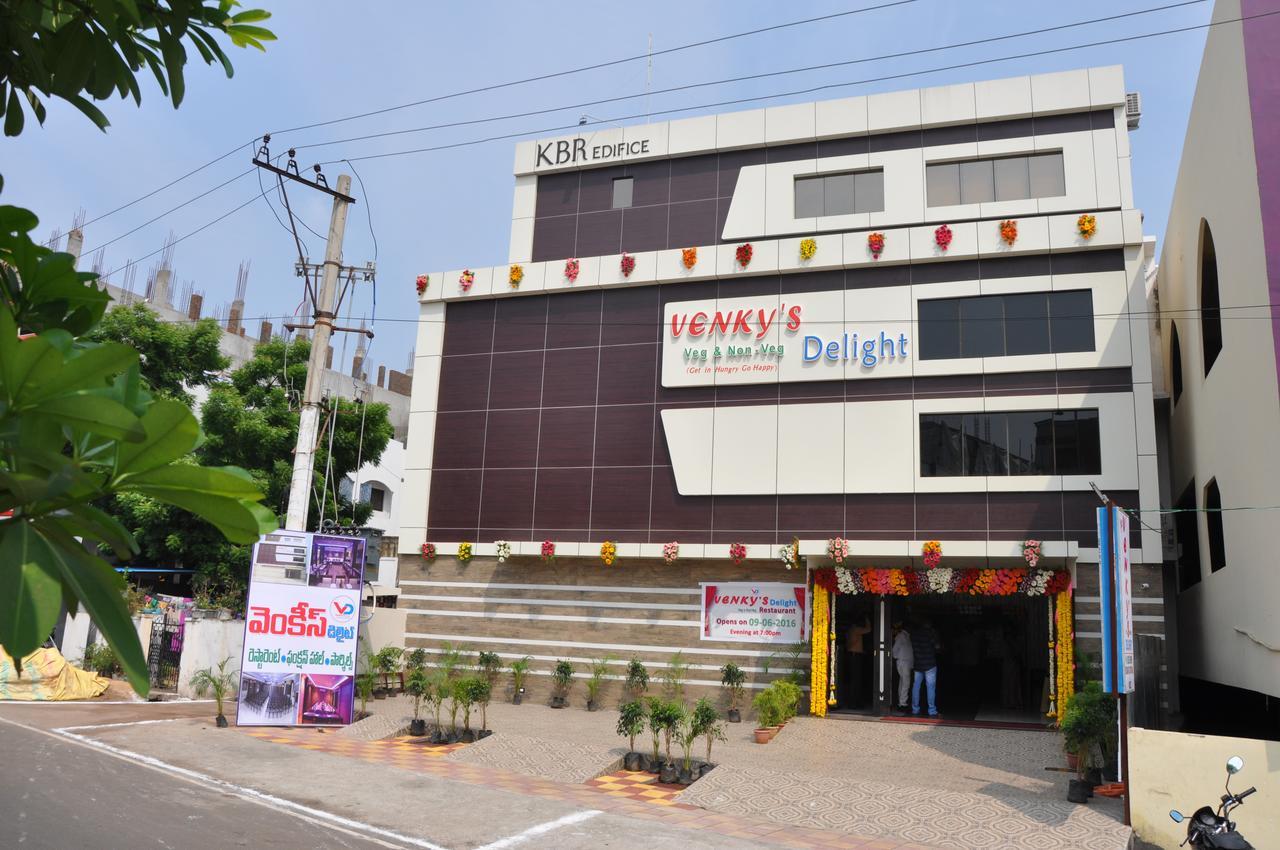Hotel Venky'S Delight Rājahmundry Exteriér fotografie