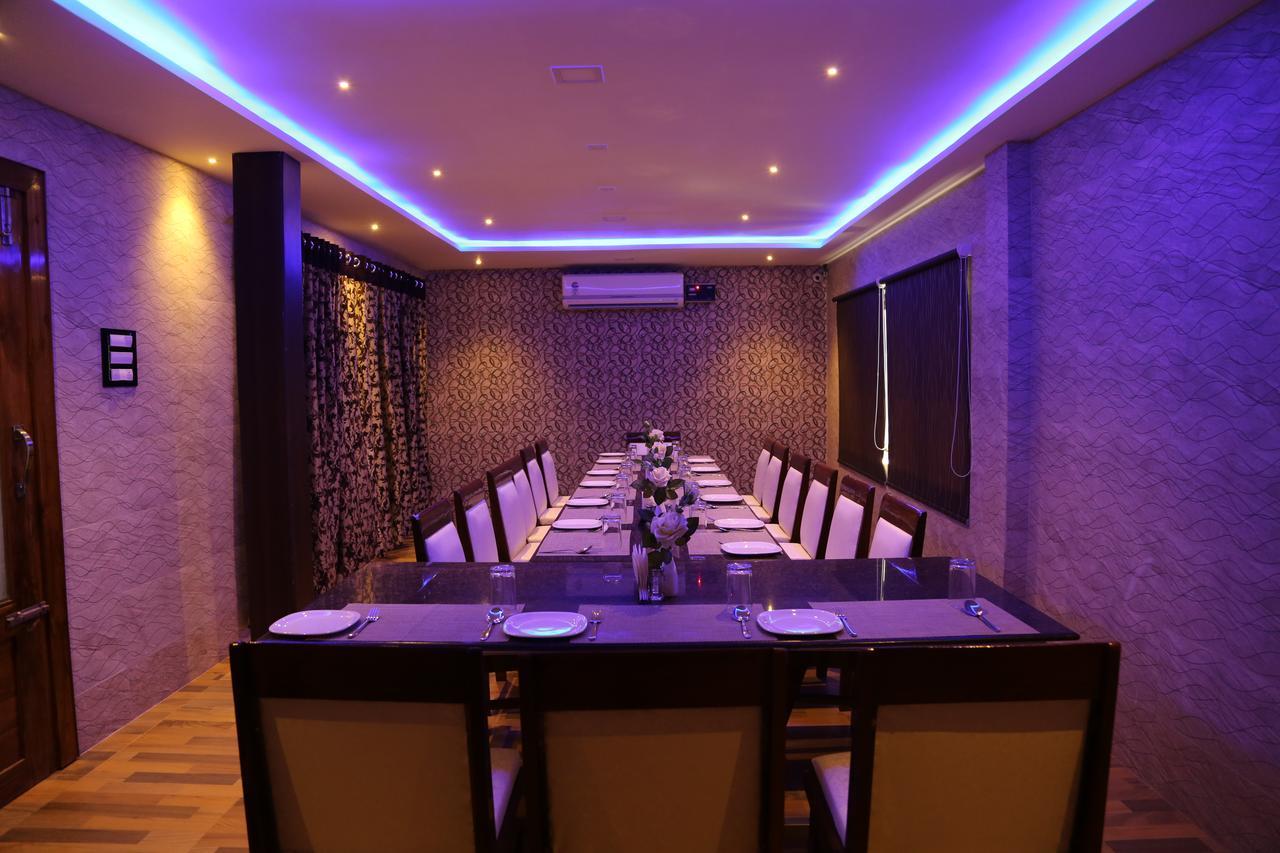 Hotel Venky'S Delight Rājahmundry Exteriér fotografie
